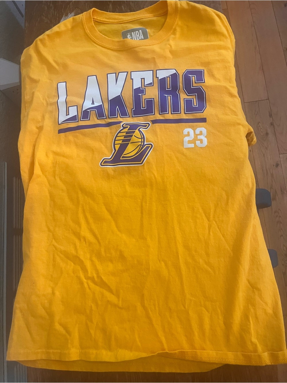 Men’s Medium LeBron James T